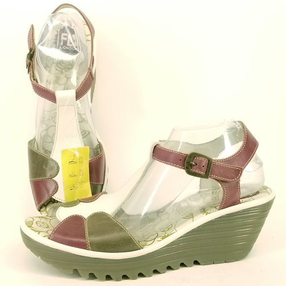 Fly London Shoes - Fly London Yila Platform Wedge Sandal 42 ED055